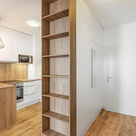 Leo - Ac&free Parking *